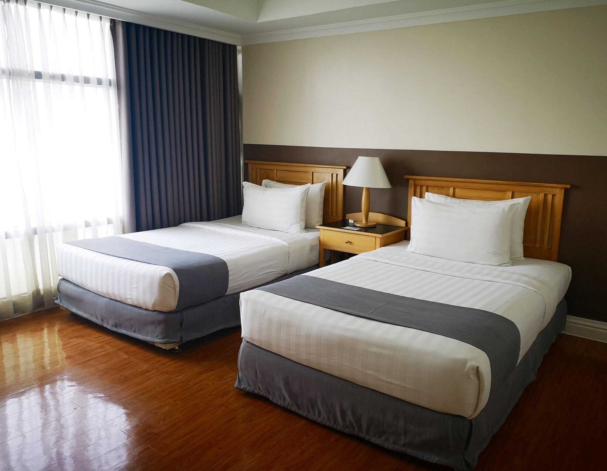 Infinity Tower Suites Makati City Exteriér fotografie