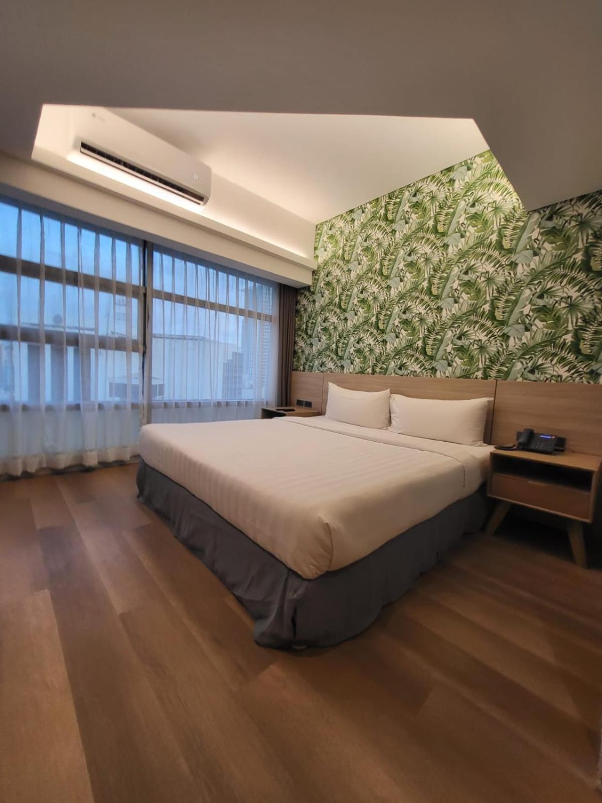 Infinity Tower Suites Makati City Exteriér fotografie