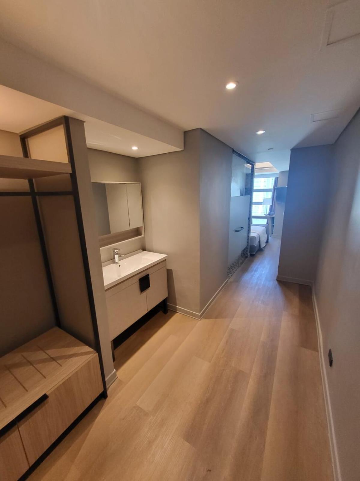 Infinity Tower Suites Makati City Exteriér fotografie