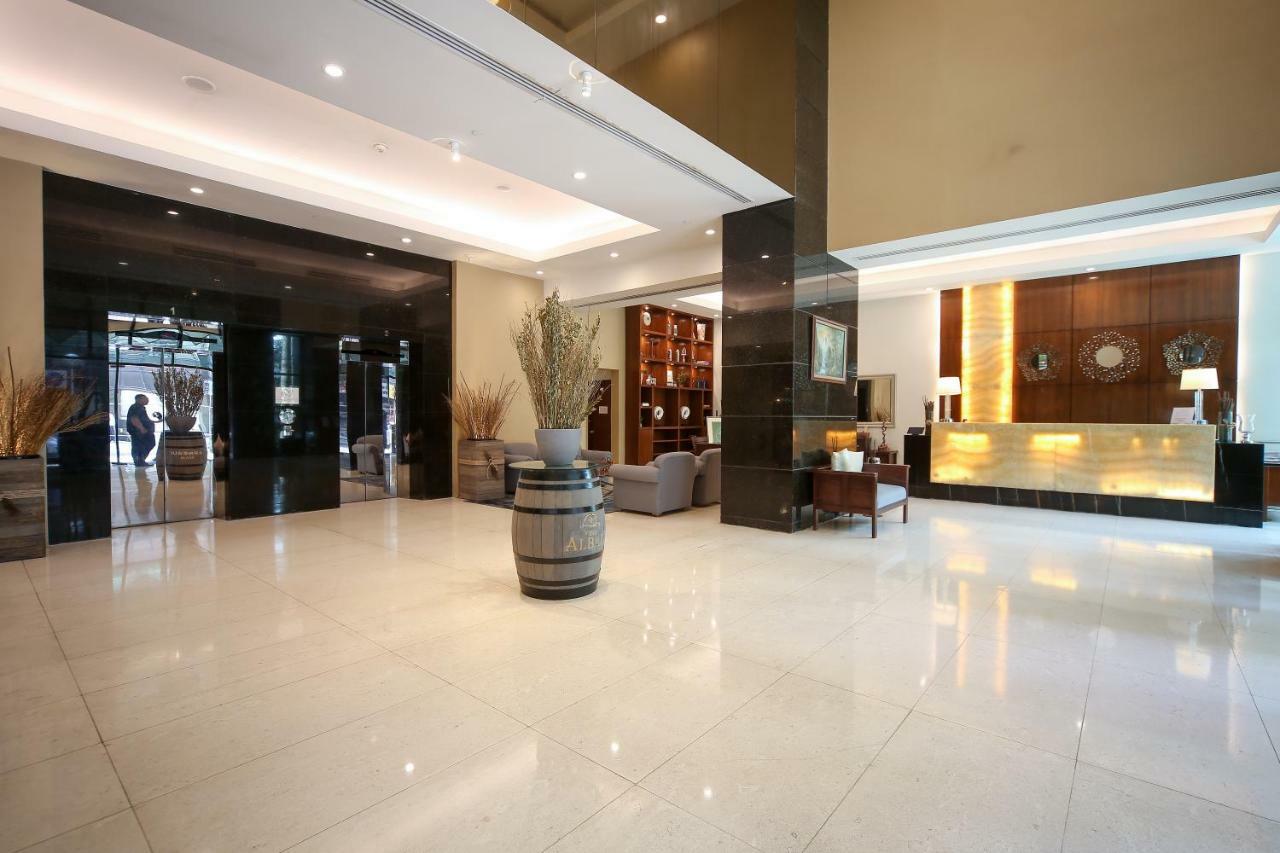 Infinity Tower Suites Makati City Exteriér fotografie