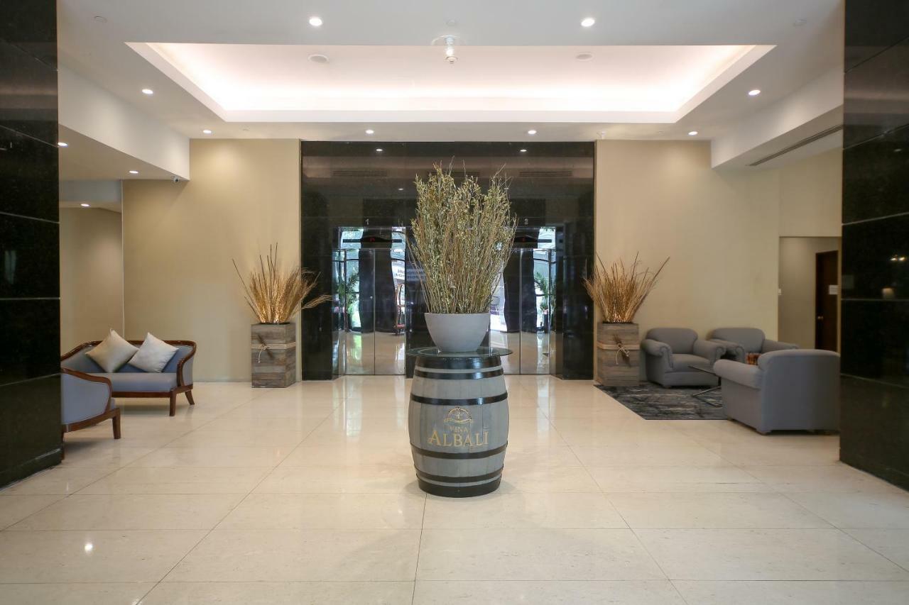 Infinity Tower Suites Makati City Exteriér fotografie